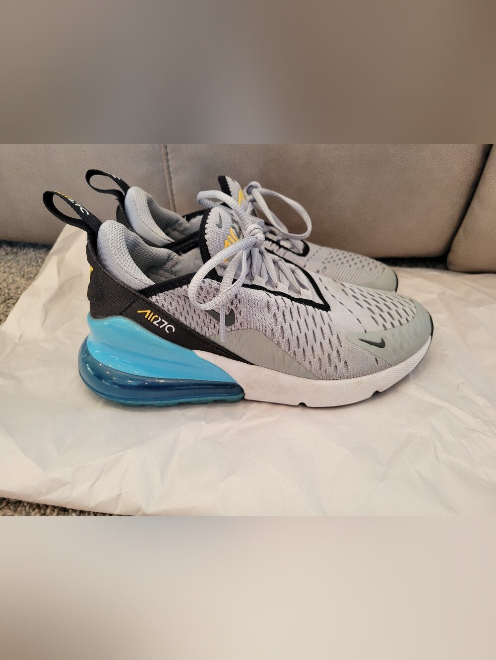 Youth size 4.5 Nike Air Max 270 shoes
